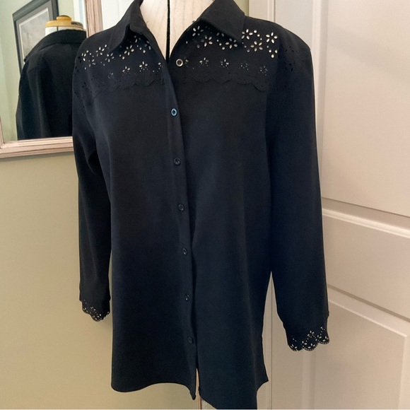 CARROLL REDD, BLACK OPEN LACE, FAUX VELOUR BLOUSE, SIZE: L - Picture 4 of 11